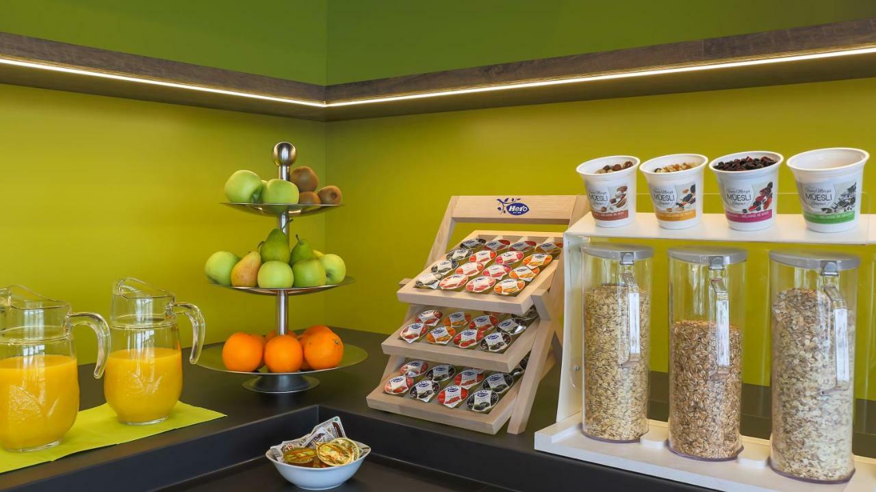 Self Check-In Hotel Von Rotz Wil Extérieur photo